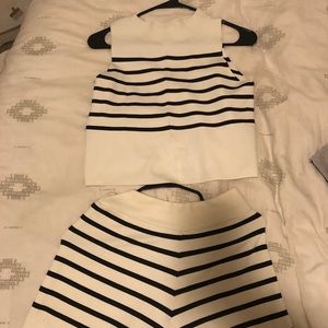 ZARA TWO PIECE KNIT SIXE SMALL